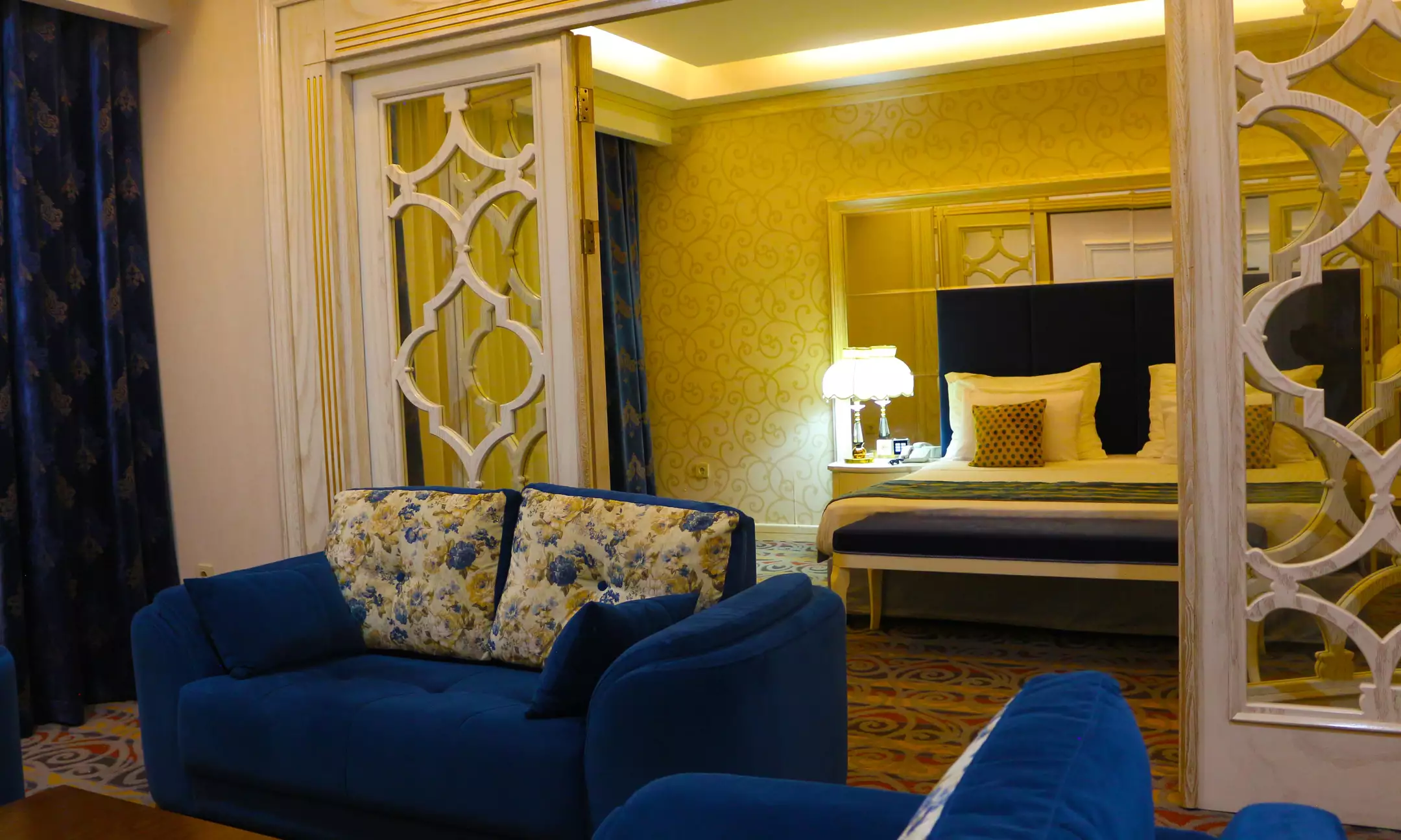 Alibaba https://cdn.alibaba.ir/ostorage/hotel-accommodation-images/69676c506b43e2b9afa3bdcd_سوئیت پرنسس.webp